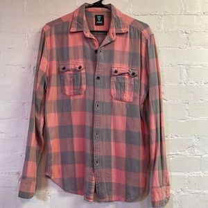 Devil’s Harvest lightweight flannel - Men’s Small - Pink/Gray buffalo plaid